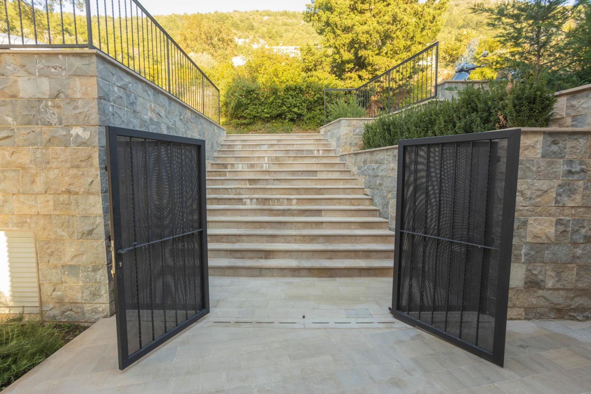 Panorama Bay Luxury Apartments Kotor Exterior foto